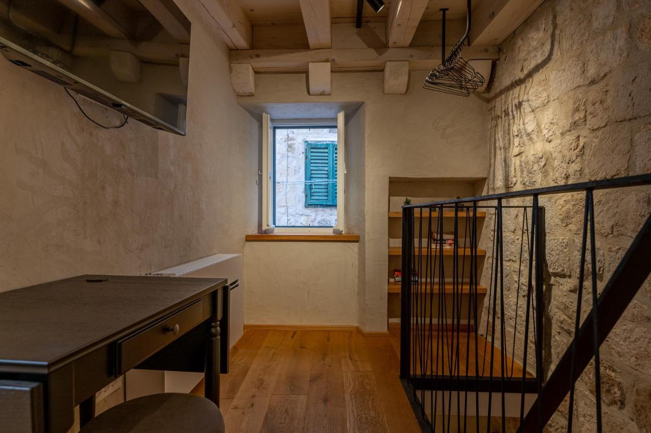 Superior 1 Bedroom Apartment Gabriela Next To Buza Beach Dubrovnik Kültér fotó